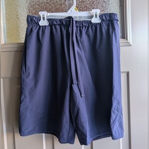 💜3/$15 5/$20 7/$25💜Mens Sz Med Shorts